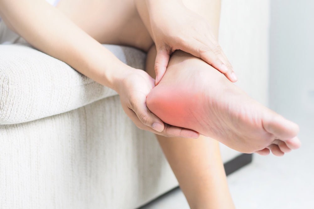 How to Handle Plantar Fasciitis and Find Foot Pain Relief - COMFORTWIZ